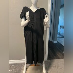 NWT Bloomchic Bkack Jumpsuit size 12
